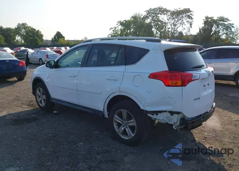 2015 Toyota Rav4 Xle из США, поврежденный, VIN 2T3RFREV5FW244763